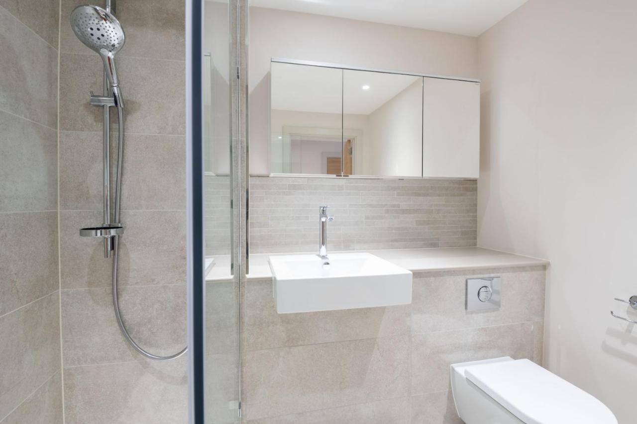 Elegant Victoria Home Close To Sloane Square By Underthedoormat London Ngoại thất bức ảnh